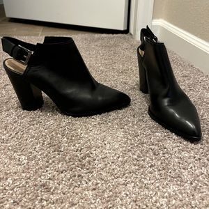 Halogen black backless booties